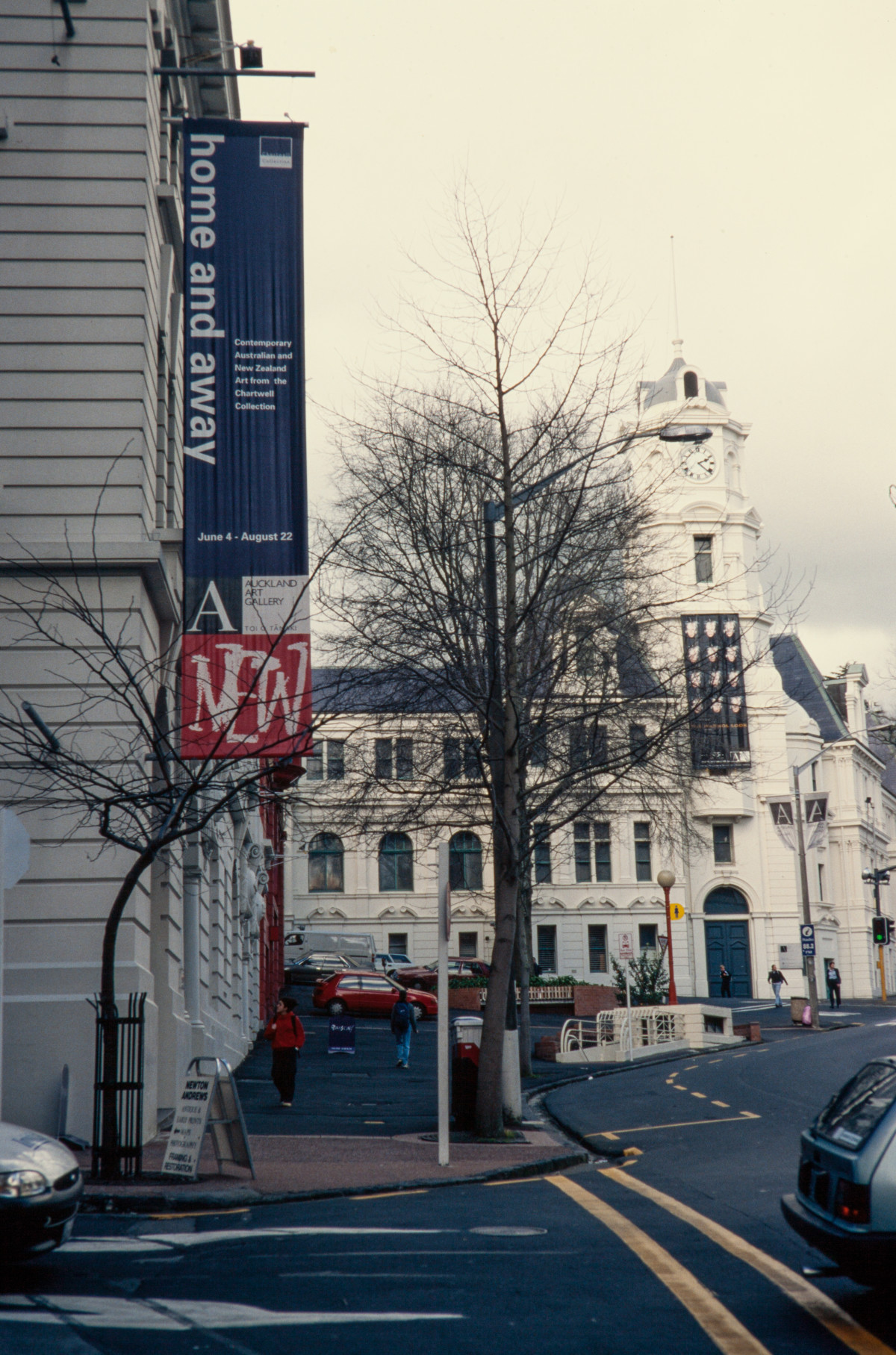 1242 1999 Home and Away Contemp NZ and Australian Art 004 v2